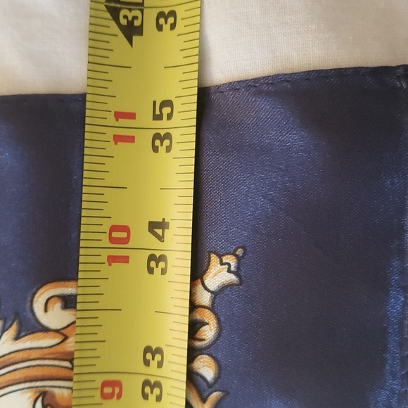 R-1226- Women's Scarf Blue Brown Red Green Cream Colors NWT - Picture 5 of 10